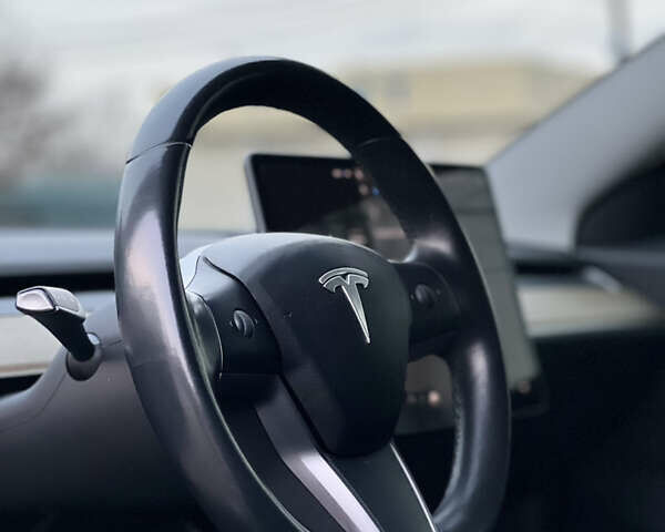 Черный Тесла Модель 3, объемом двигателя 0 л и пробегом 125 тыс. км за 15999 $, фото 12 на Automoto.ua