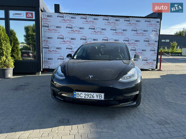Чорний Тесла Модель 3, об'ємом двигуна 0 л та пробігом 105 тис. км за 14650 $, фото 2 на Automoto.ua