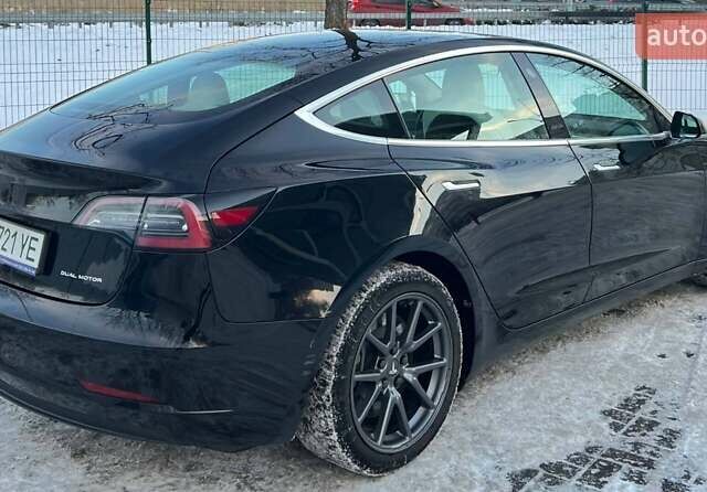 Черный Тесла Модель 3, объемом двигателя 0 л и пробегом 220 тыс. км за 14500 $, фото 2 на Automoto.ua