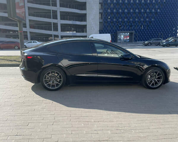 Чорний Тесла Модель 3, об'ємом двигуна 0 л та пробігом 68 тис. км за 26500 $, фото 21 на Automoto.ua