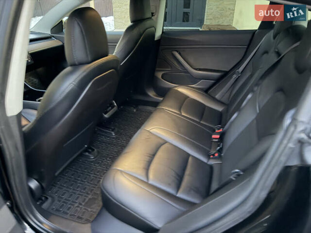 Черный Тесла Модель 3, объемом двигателя 0 л и пробегом 124 тыс. км за 20500 $, фото 10 на Automoto.ua