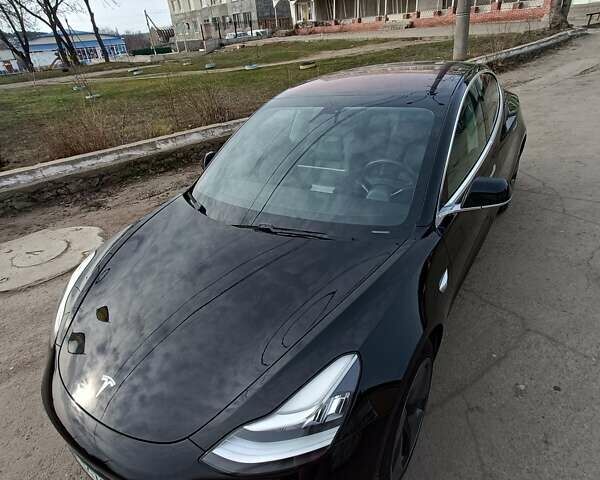 Черный Тесла Модель 3, объемом двигателя 0 л и пробегом 100 тыс. км за 15999 $, фото 15 на Automoto.ua