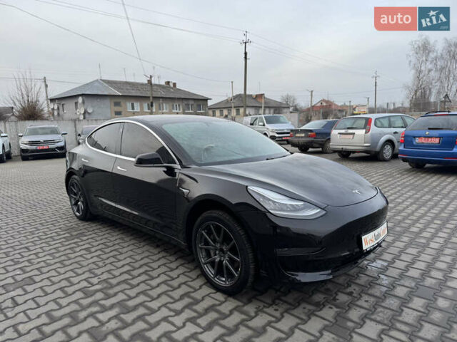 Черный Тесла Модель 3, объемом двигателя 0 л и пробегом 80 тыс. км за 12900 $, фото 1 на Automoto.ua