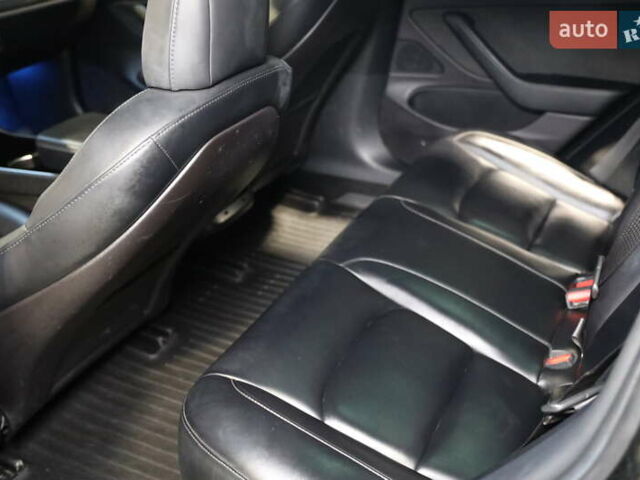 Чорний Тесла Модель 3, об'ємом двигуна 0 л та пробігом 163 тис. км за 15600 $, фото 25 на Automoto.ua