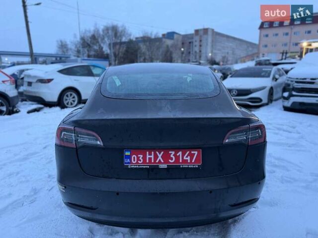 Черный Тесла Модель 3, объемом двигателя 0 л и пробегом 149 тыс. км за 12800 $, фото 4 на Automoto.ua