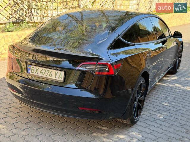 Черный Тесла Модель 3, объемом двигателя 0 л и пробегом 116 тыс. км за 18900 $, фото 3 на Automoto.ua