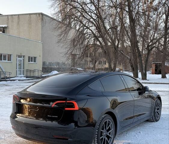 Черный Тесла Модель 3, объемом двигателя 0 л и пробегом 80 тыс. км за 18500 $, фото 8 на Automoto.ua