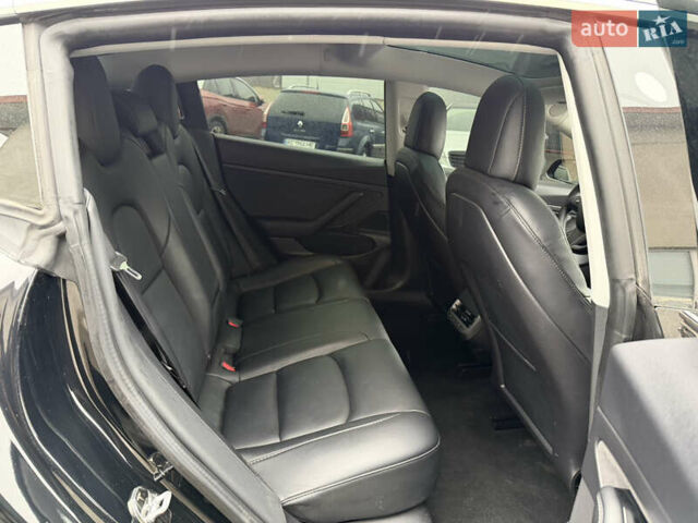 Чорний Тесла Модель 3, об'ємом двигуна 0 л та пробігом 81 тис. км за 15300 $, фото 29 на Automoto.ua