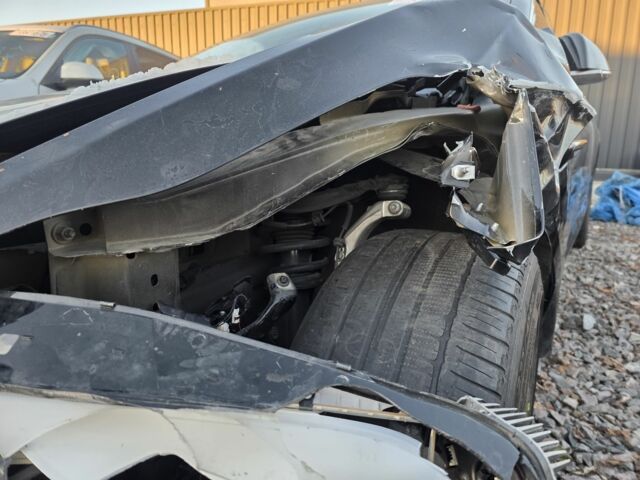 Черный Тесла Модель 3, объемом двигателя 0 л и пробегом 130 тыс. км за 11700 $, фото 13 на Automoto.ua