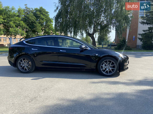 Тесла Модель 3 2019 у Києві на Automoto.ua Чорний Тесла Модель 3, об'ємом двигуна 0 л та пробігом 95 тис. км за 15999 $, фото 12 на Automoto.ua