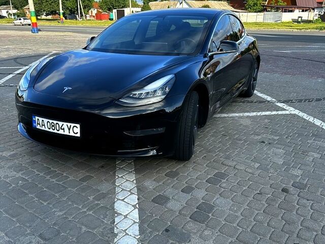 Черный Тесла Модель 3, объемом двигателя 0 л и пробегом 72 тыс. км за 15900 $, фото 2 на Automoto.ua