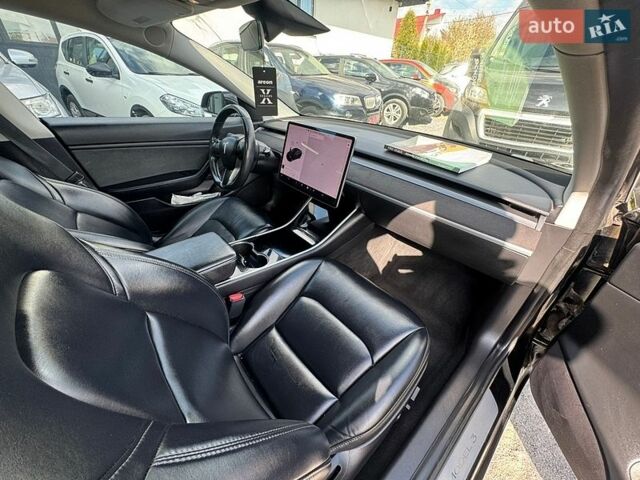 Черный Тесла Модель 3, объемом двигателя 0 л и пробегом 236 тыс. км за 13999 $, фото 20 на Automoto.ua