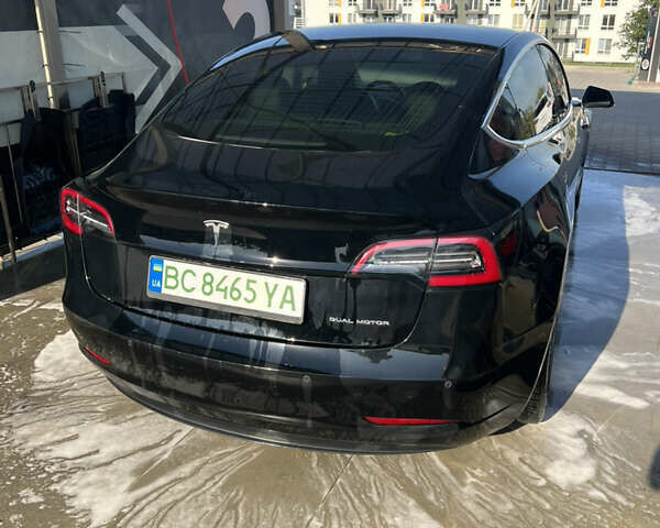 Чорний Тесла Модель 3, об'ємом двигуна 0 л та пробігом 330 тис. км за 15300 $, фото 4 на Automoto.ua
