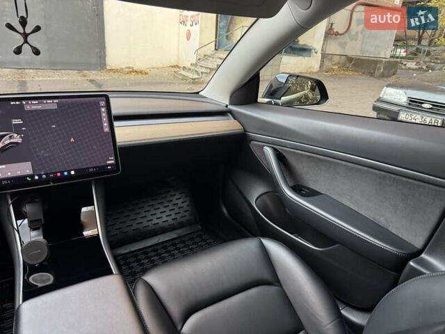 Черный Тесла Модель 3, объемом двигателя 0 л и пробегом 100 тыс. км за 22300 $, фото 9 на Automoto.ua