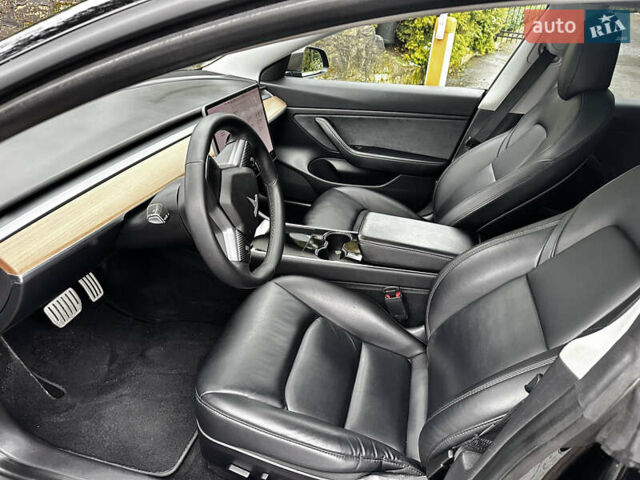 Черный Тесла Модель 3, объемом двигателя 0 л и пробегом 121 тыс. км за 21500 $, фото 10 на Automoto.ua