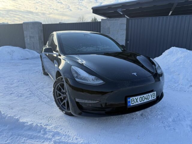 Черный Тесла Модель 3, объемом двигателя 0 л и пробегом 148 тыс. км за 16500 $, фото 1 на Automoto.ua