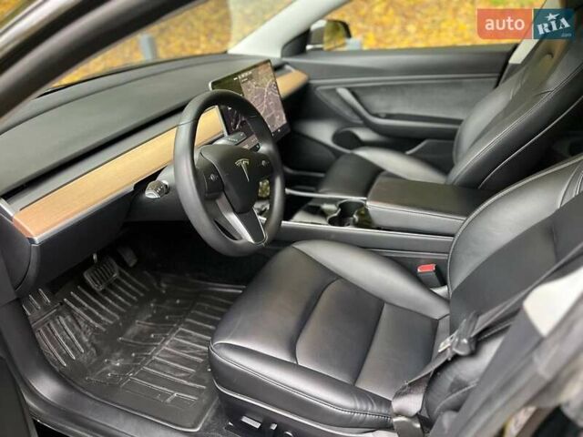 Черный Тесла Модель 3, объемом двигателя 0 л и пробегом 83 тыс. км за 19500 $, фото 12 на Automoto.ua