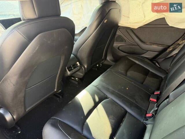 Чорний Тесла Модель 3, об'ємом двигуна 0 л та пробігом 160 тис. км за 8900 $, фото 12 на Automoto.ua