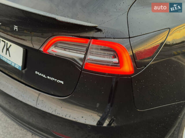 Черный Тесла Модель 3, объемом двигателя 0 л и пробегом 98 тыс. км за 17900 $, фото 6 на Automoto.ua