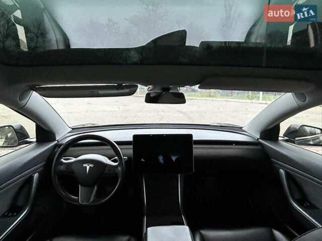 Черный Тесла Модель 3, объемом двигателя 0 л и пробегом 85 тыс. км за 19999 $, фото 9 на Automoto.ua