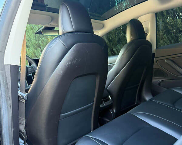 Чорний Тесла Модель 3, об'ємом двигуна 0 л та пробігом 137 тис. км за 13200 $, фото 21 на Automoto.ua