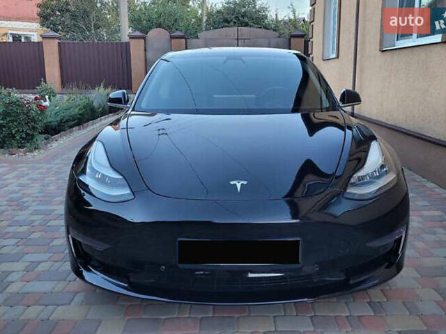 Черный Тесла Модель 3, объемом двигателя 0 л и пробегом 129 тыс. км за 19500 $, фото 1 на Automoto.ua