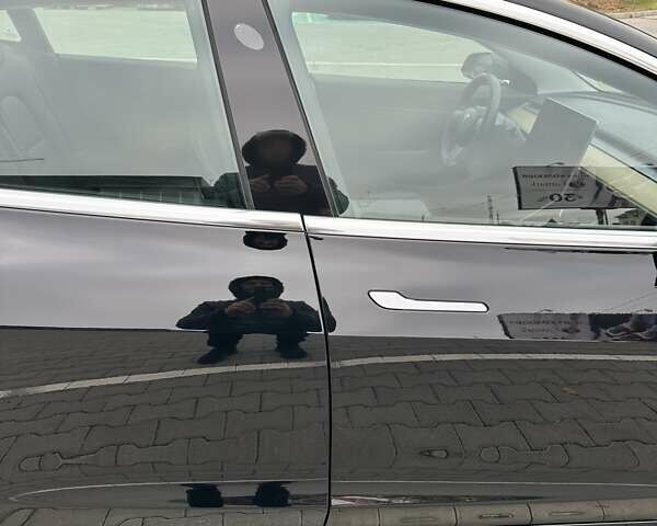 Черный Тесла Модель 3, объемом двигателя 0 л и пробегом 172 тыс. км за 16700 $, фото 3 на Automoto.ua