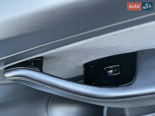 Черный Тесла Модель 3, объемом двигателя 0 л и пробегом 121 тыс. км за 19400 $, фото 53 на Automoto.ua