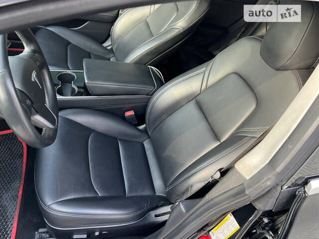 Черный Тесла Модель 3, объемом двигателя 0 л и пробегом 206 тыс. км за 24890 $, фото 32 на Automoto.ua