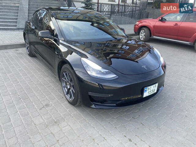 Тесла Модель 3 2019 у Львові на Automoto.ua Чорний Тесла Модель 3, об'ємом двигуна 0 л та пробігом 107 тис. км за 23900 $, фото 4 на Automoto.ua