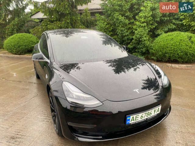 Чорний Тесла Модель 3, об'ємом двигуна 0 л та пробігом 55 тис. км за 16700 $, фото 12 на Automoto.ua