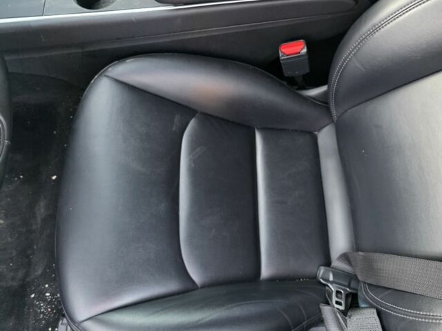 Чорний Тесла Модель 3, об'ємом двигуна 0 л та пробігом 140 тис. км за 11600 $, фото 15 на Automoto.ua