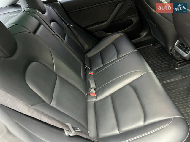 Черный Тесла Модель 3, объемом двигателя 0 л и пробегом 93 тыс. км за 15600 $, фото 52 на Automoto.ua