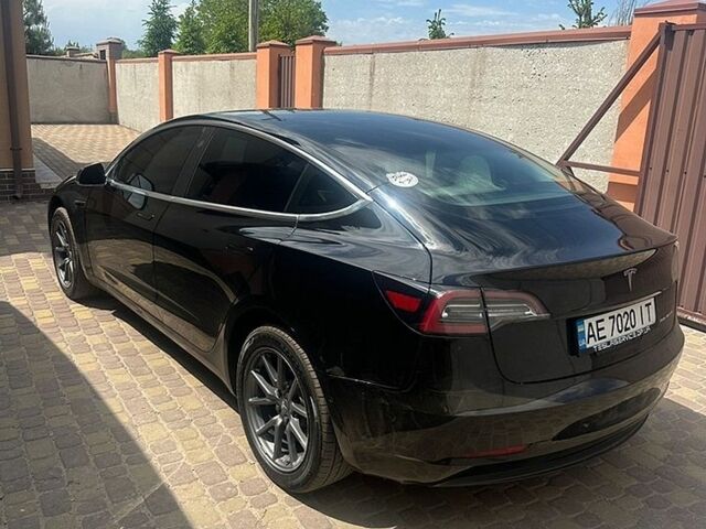 Чорний Тесла Модель 3, об'ємом двигуна 0 л та пробігом 165 тис. км за 16500 $, фото 8 на Automoto.ua