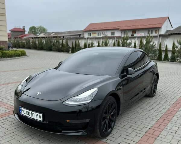 Черный Тесла Модель 3, объемом двигателя 0 л и пробегом 95 тыс. км за 18600 $, фото 8 на Automoto.ua