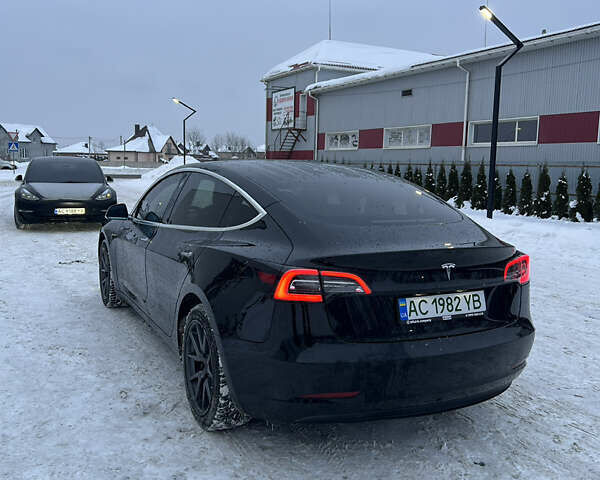 Черный Тесла Модель 3, объемом двигателя 0 л и пробегом 119 тыс. км за 15500 $, фото 1 на Automoto.ua