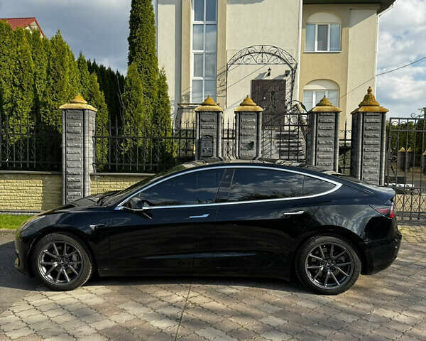 Черный Тесла Модель 3, объемом двигателя 0 л и пробегом 135 тыс. км за 21900 $, фото 53 на Automoto.ua