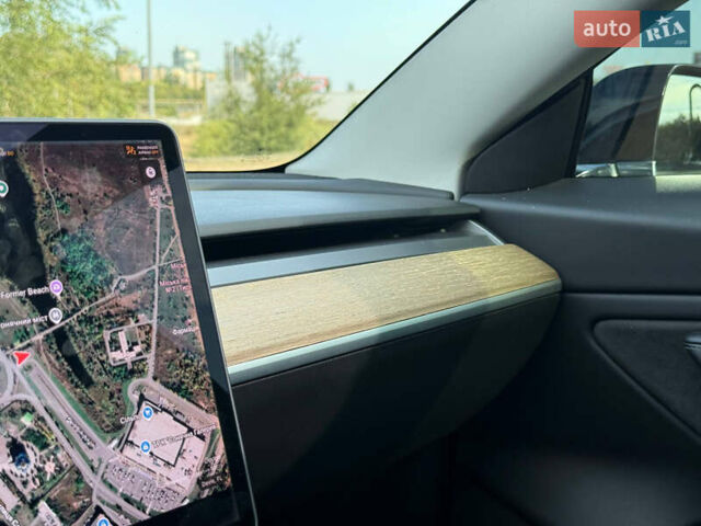 Чорний Тесла Модель 3, об'ємом двигуна 0 л та пробігом 147 тис. км за 15000 $, фото 44 на Automoto.ua