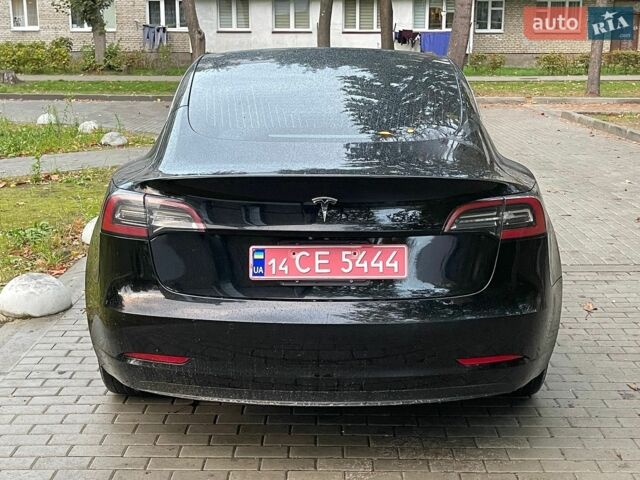 Чорний Тесла Модель 3, об'ємом двигуна 0 л та пробігом 105 тис. км за 14700 $, фото 6 на Automoto.ua