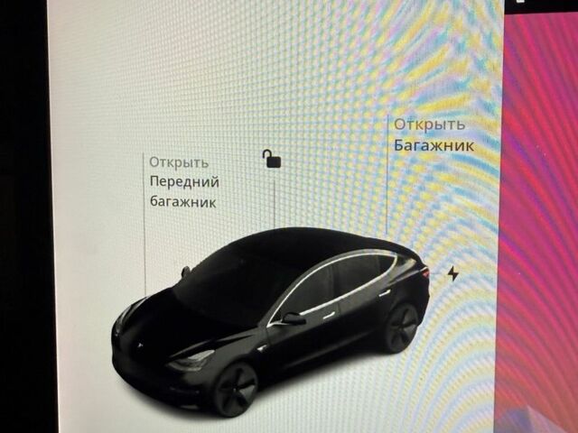 Чорний Тесла Модель 3, об'ємом двигуна 0 л та пробігом 151 тис. км за 16500 $, фото 6 на Automoto.ua