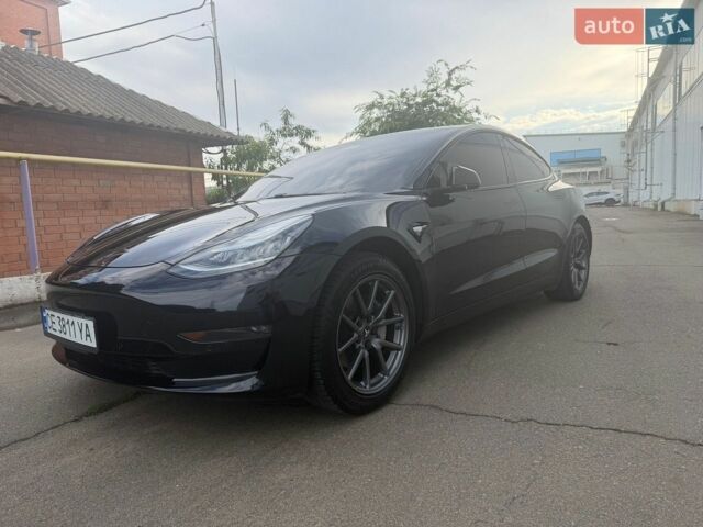 Черный Тесла Модель 3, объемом двигателя 0 л и пробегом 131 тыс. км за 14999 $, фото 1 на Automoto.ua