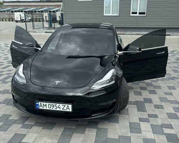 Черный Тесла Модель 3, объемом двигателя 0 л и пробегом 98 тыс. км за 15850 $, фото 25 на Automoto.ua