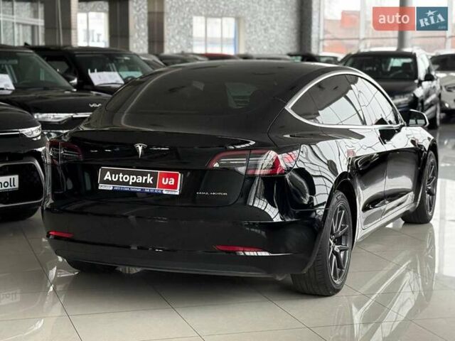 Чорний Тесла Модель 3, об'ємом двигуна 0 л та пробігом 120 тис. км за 16940 $, фото 5 на Automoto.ua