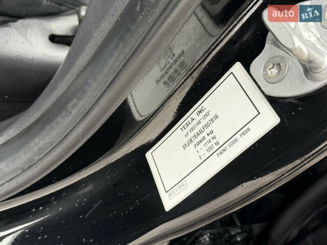 Чорний Тесла Модель 3, об'ємом двигуна 0 л та пробігом 85 тис. км за 12499 $, фото 19 на Automoto.ua