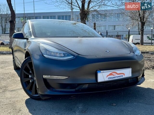 Черный Тесла Модель 3, объемом двигателя 0 л и пробегом 170 тыс. км за 13990 $, фото 2 на Automoto.ua
