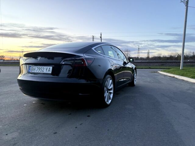 Чорний Тесла Модель 3, об'ємом двигуна 0 л та пробігом 128 тис. км за 372 $, фото 7 на Automoto.ua