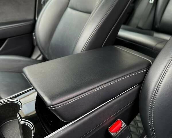 Черный Тесла Модель 3, объемом двигателя 0 л и пробегом 209 тыс. км за 18000 $, фото 107 на Automoto.ua