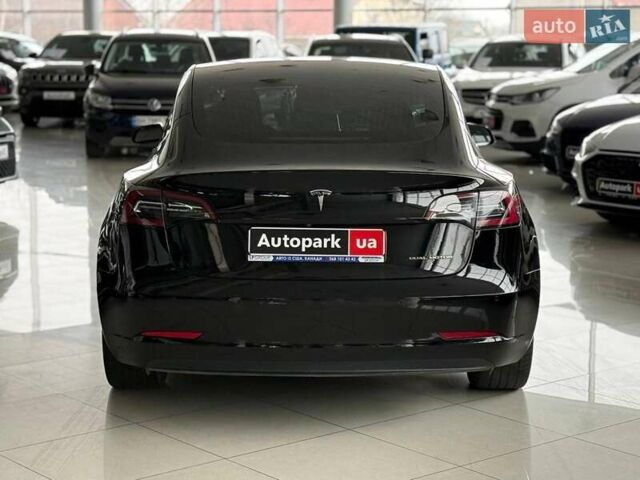 Чорний Тесла Модель 3, об'ємом двигуна 0 л та пробігом 120 тис. км за 16940 $, фото 3 на Automoto.ua
