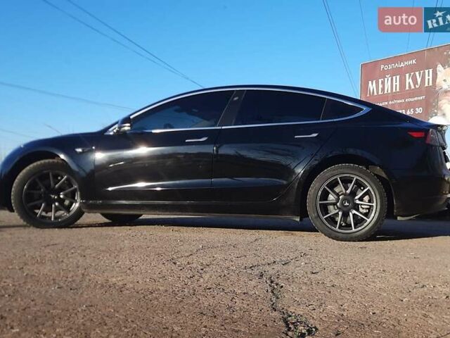 Чорний Тесла Модель 3, об'ємом двигуна 0 л та пробігом 197 тис. км за 18600 $, фото 3 на Automoto.ua