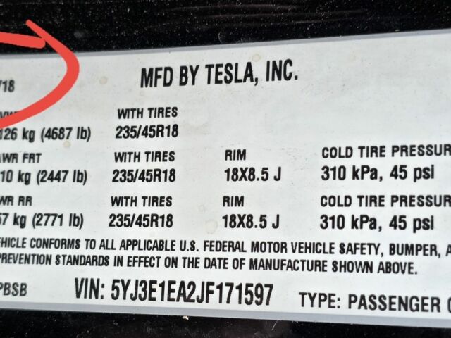 Чорний Тесла Модель 3, об'ємом двигуна 0 л та пробігом 130 тис. км за 11700 $, фото 5 на Automoto.ua